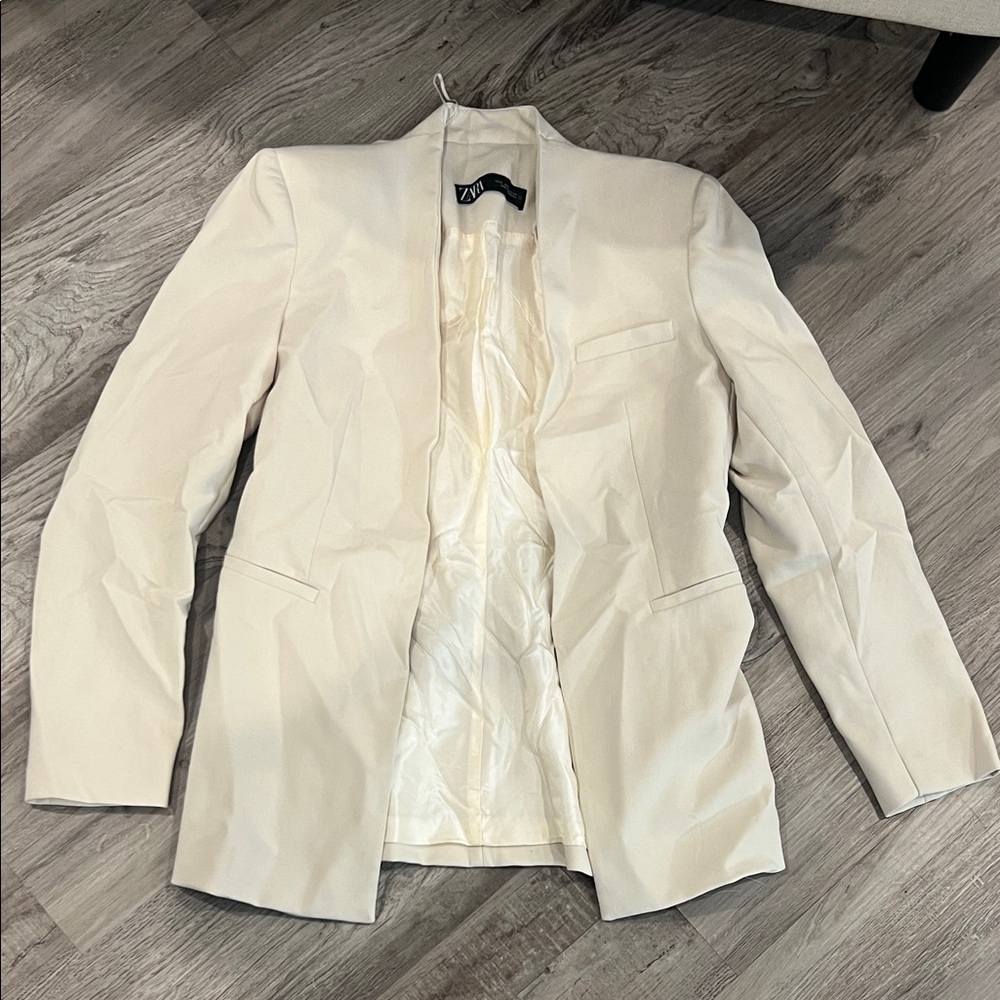 Zara Off-White Tailored Blazer